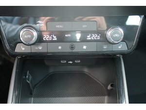 Skoda Fabia TSi DSG Alu AHK Klima Kamera SOFORT !!!!! 10 km 23.395 € Bonn 53225