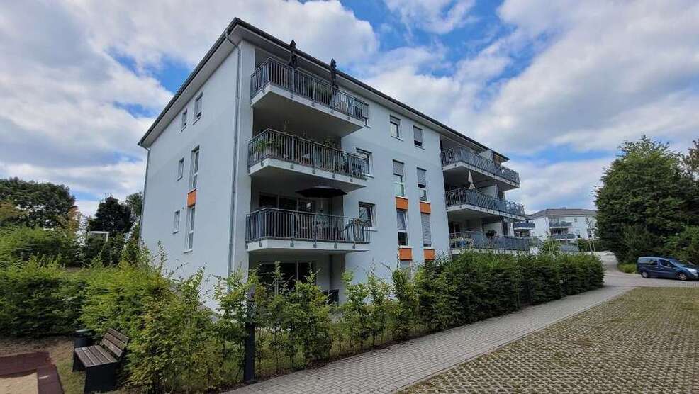 Wohnung zum Mieten in Leverkusen 870 € 69 m²