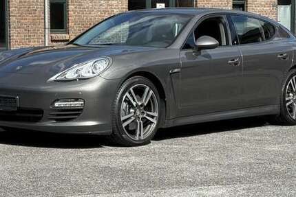 Porsche Panamera 130.700 km 27.790 &euro; Frechen 50226