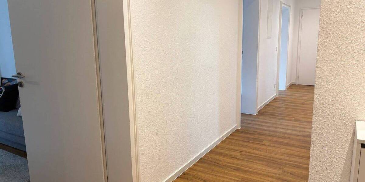 Etagenwohnung Köln Bayenthal - 4 Zimmer, 114 m&sup2;, 1.650&euro; | Angebot:26804289