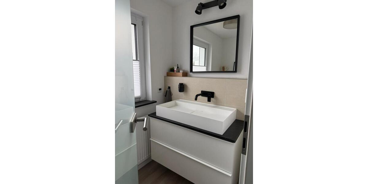 Doppelhaushälfte Leverkusen - 4 Zimmer, 135 m&sup2;, 2.350&euro; | Angebot:26041628