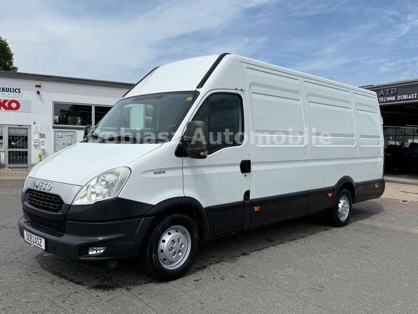 IVECO Andere 332.630 km 9.450 € Elsdorf 50189