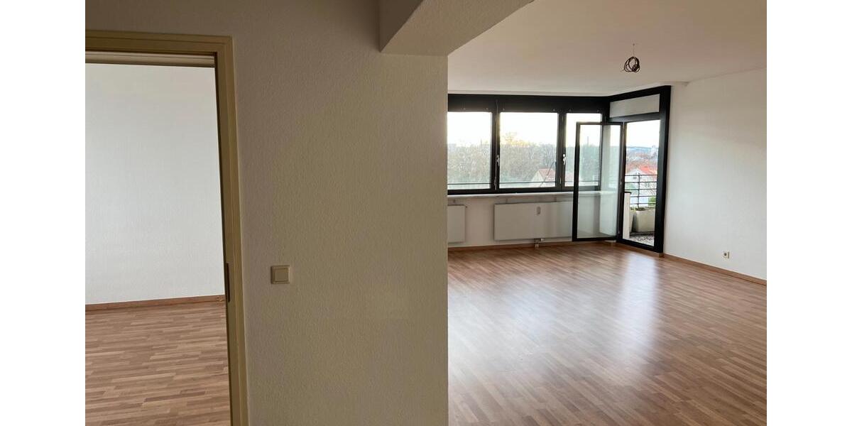 Etagenwohnung Bonn Auerberg - 4 Zimmer, 123 m&sup2;, 1.537&euro; | Angebot:26625119
