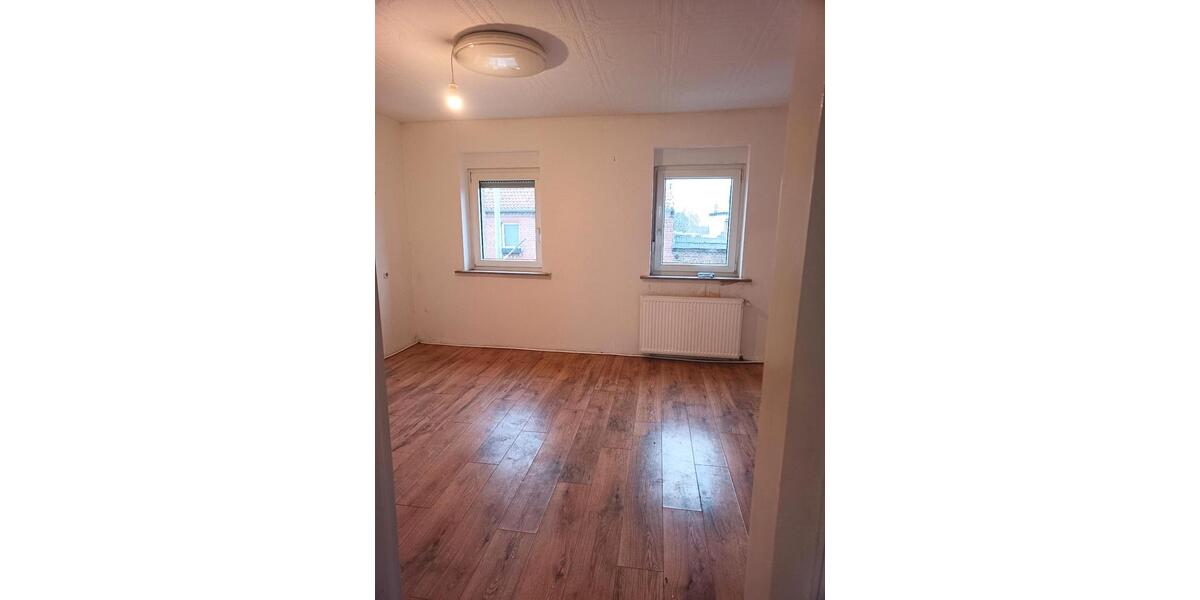 Etagenwohnung Elsdorf - 2 Zimmer, 67 m&sup2;, 580&euro; | Angebot:24873209