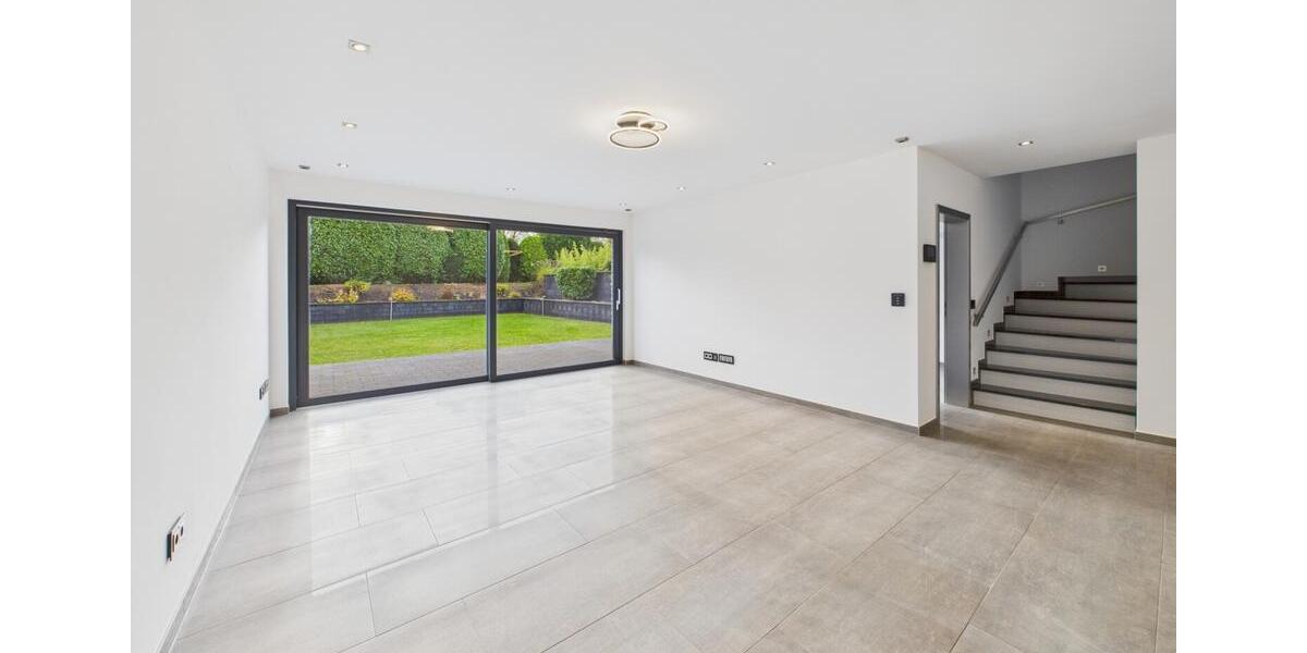 Einfamilienhaus Pulheim - 5 Zimmer, 290 m&sup2;, 2.950&euro; | Angebot:26199123