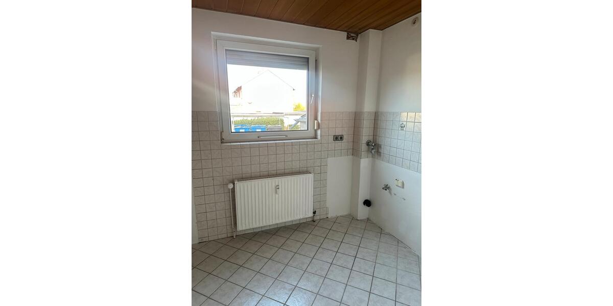 Erdgeschoßwohnung Leverkusen Alkenrath - 3 Zimmer, 70 m&sup2;, 1.300&euro; | Angebot:26338797