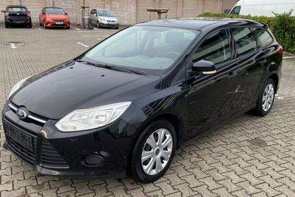 Ford Focus 122.000 km 4.990 &euro; Köln 50739