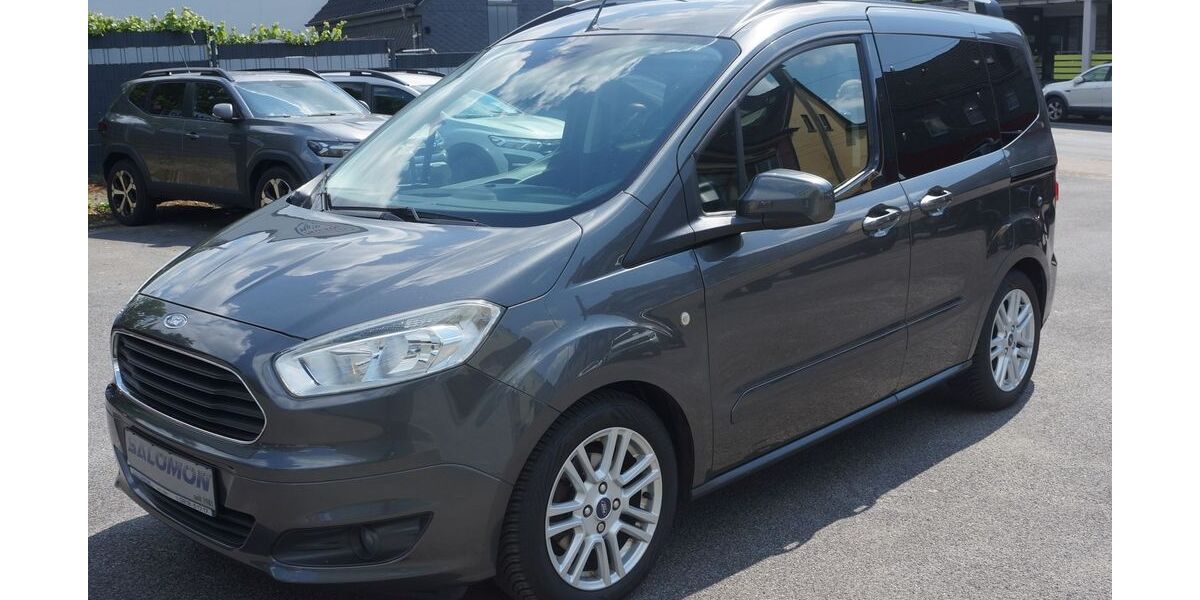 Ford Tourneo Courier 52.500 km 9.980 &euro; Solingen 42651