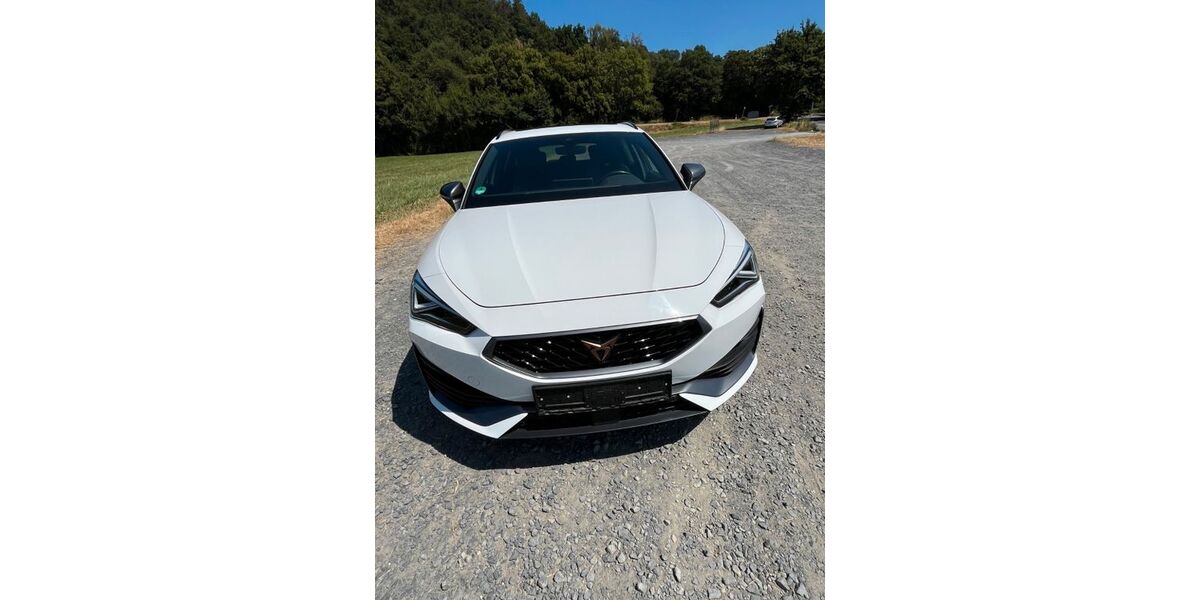 Cupra Leon 44.200 km 27.900 &euro; Hennef 53773