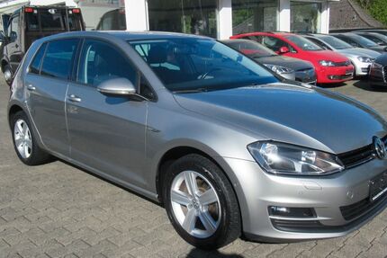 VW Golf 124.800 km 9.999 &euro; Hennef 53773