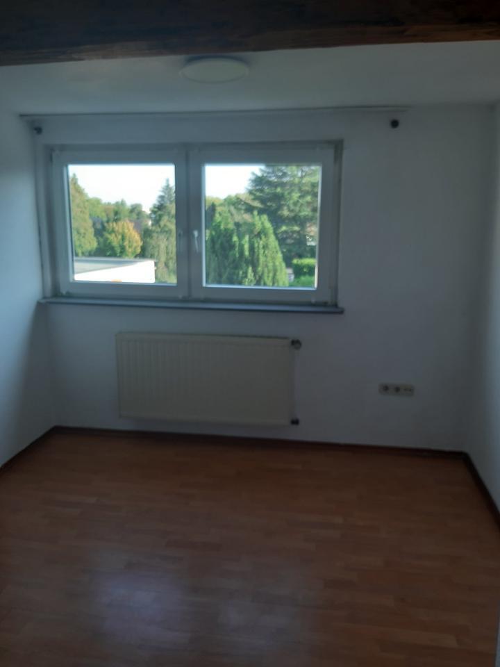 Köln 3-Zimmer-Wohnung in-Weiden : Ab sofort zimmer