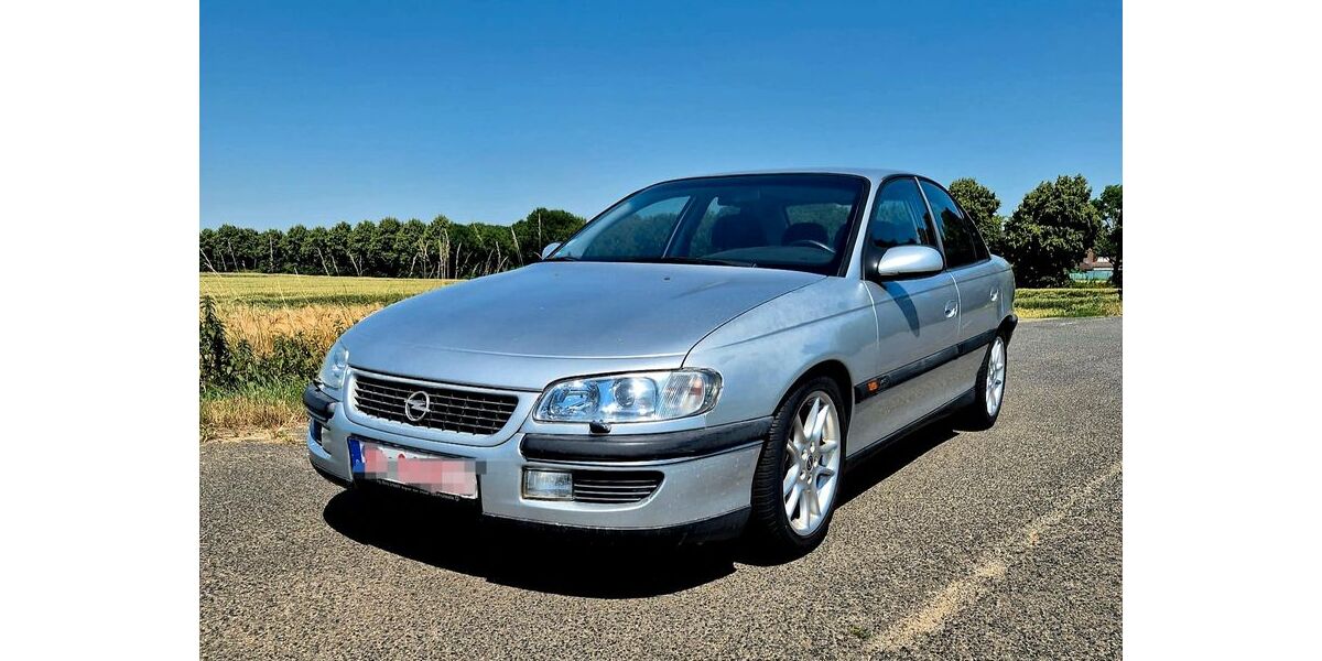 Opel Omega 112.000 km 1.099 &euro; Bergheim 50127