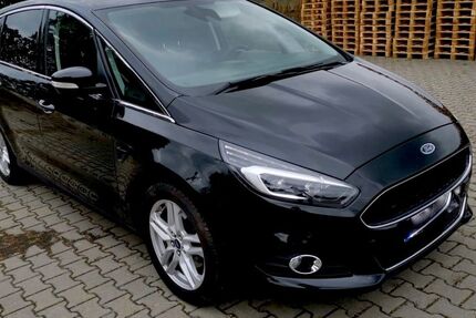 Ford S-Max 67.000 km 18.000 € Köln 50829