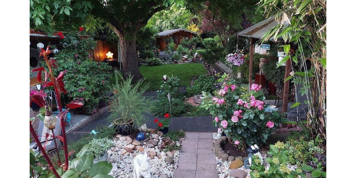 Bachem, attraktive Lage, Einfamilienhaus mit großem Garten, 4 Zimmer, EBK, Terrasse, Garage, Keller 4 zimmer