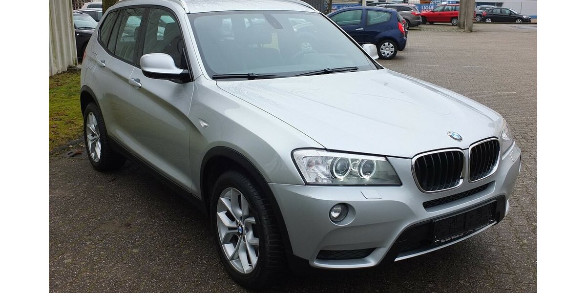 BMW X3 xDrive 20 d XENON NAVI TEILLEDER PDC STEPTRONIC 174.544 km 14.408 &euro; Köln 50858