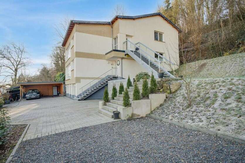Haus zum Kaufen in Bornheim 799.849 € 278 m²