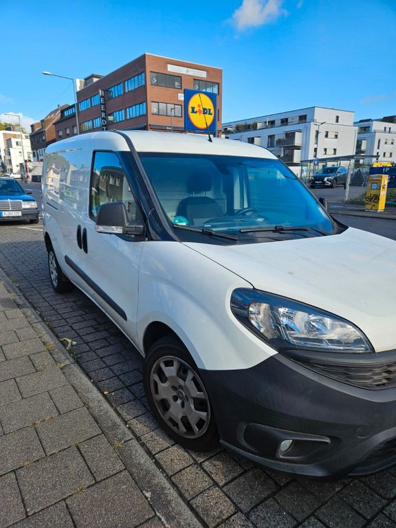 Fiat Doblo 56.000 km 10.300 € Köln 50733