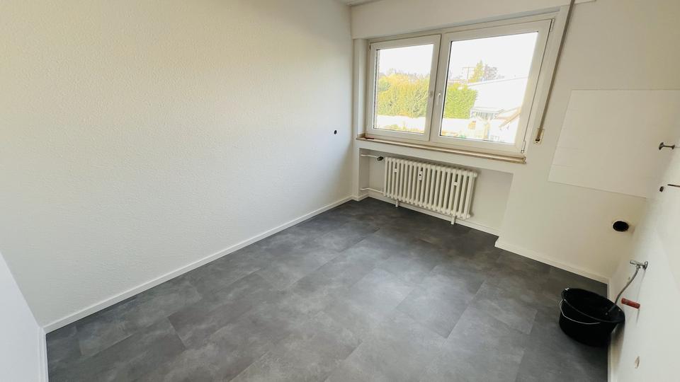 Etagenwohnung Köln Heimersdorf - 3 Zimmer, 81 m&sup2;, 1.150&euro; | Angebot:24742311
