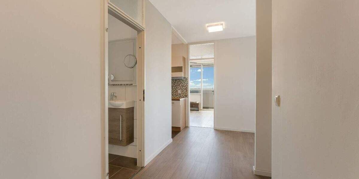 Etagenwohnung Köln Riehl - 3 Zimmer, 85 m&sup2;, 399.000&euro; | Angebot:25602771