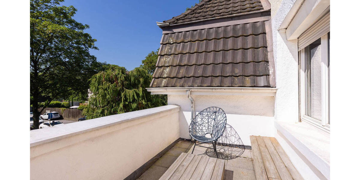 Einfamilienhaus Köln / Lövenich Lövenich - 8 Zimmer, 300 m&sup2;, 1.990.000&euro; | Angebot:24111913