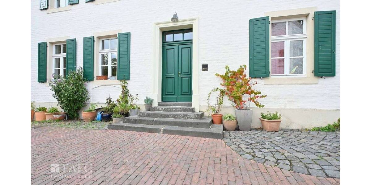 Exclusiv und Besonders, denkmalgeschützte Eigentumswohnung auf einem Gutshof! 2 zimmer