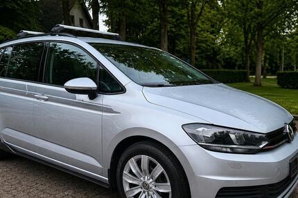 VW Touran 152.000 km 13.700 &euro; Haan 42781