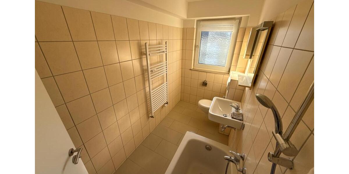 Etagenwohnung Solingen Ohligs - 3 Zimmer, 62 m&sup2;, 490&euro; | Angebot:26292826