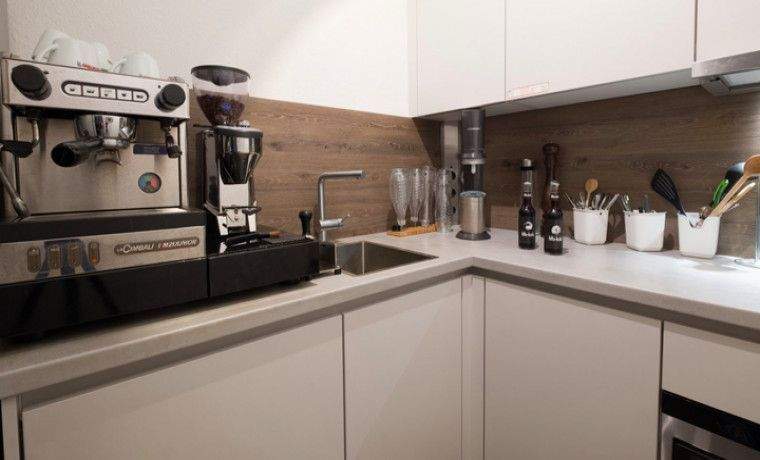 Top ausgestattete Bürofläche in Ehrenfeld - möbliert, flexibel, sofort verfügbar zimmer