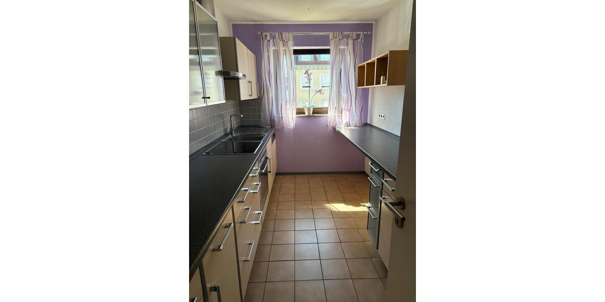 Etagenwohnung Langenfeld (Rheinland) - 3 Zimmer, 84 m&sup2;, 329.000&euro; | Angebot:27624230