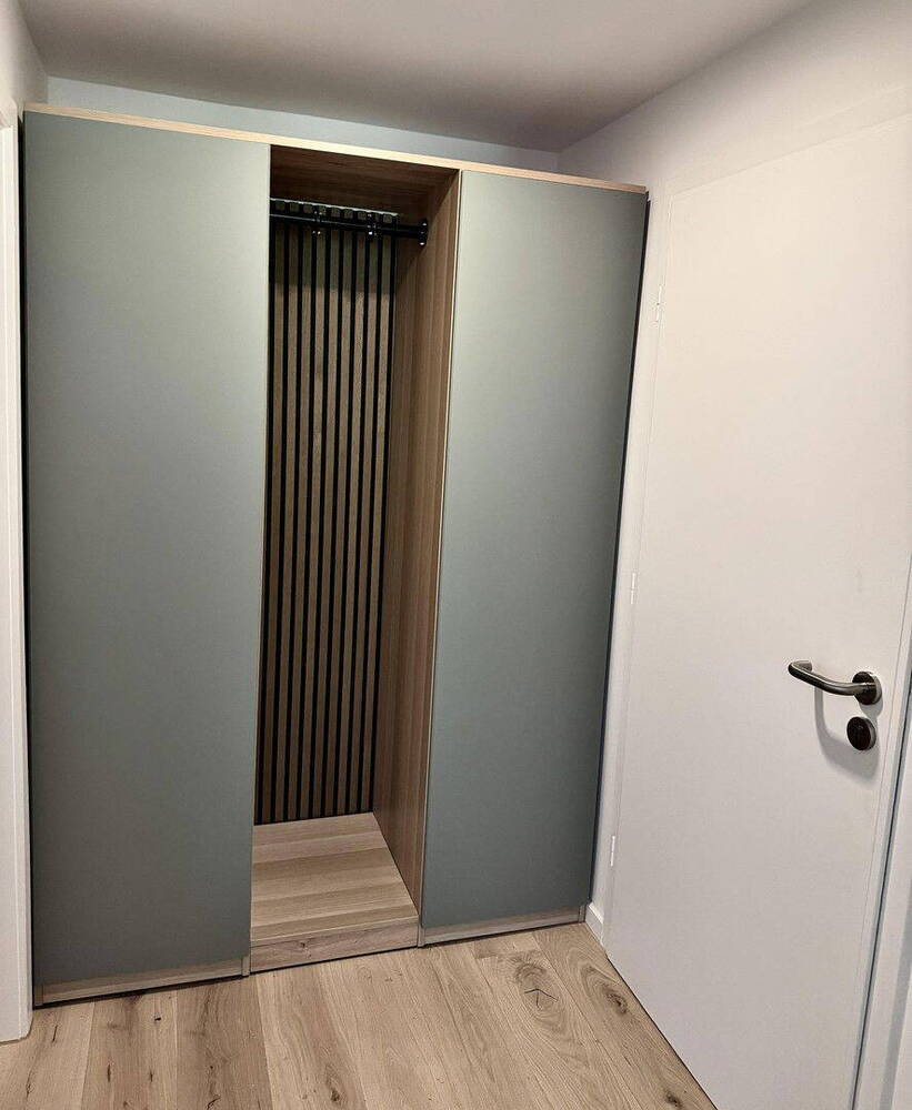 Möblierte EinraumWohnung in exklusiver Wohnlage am Rhein in Wittlaer