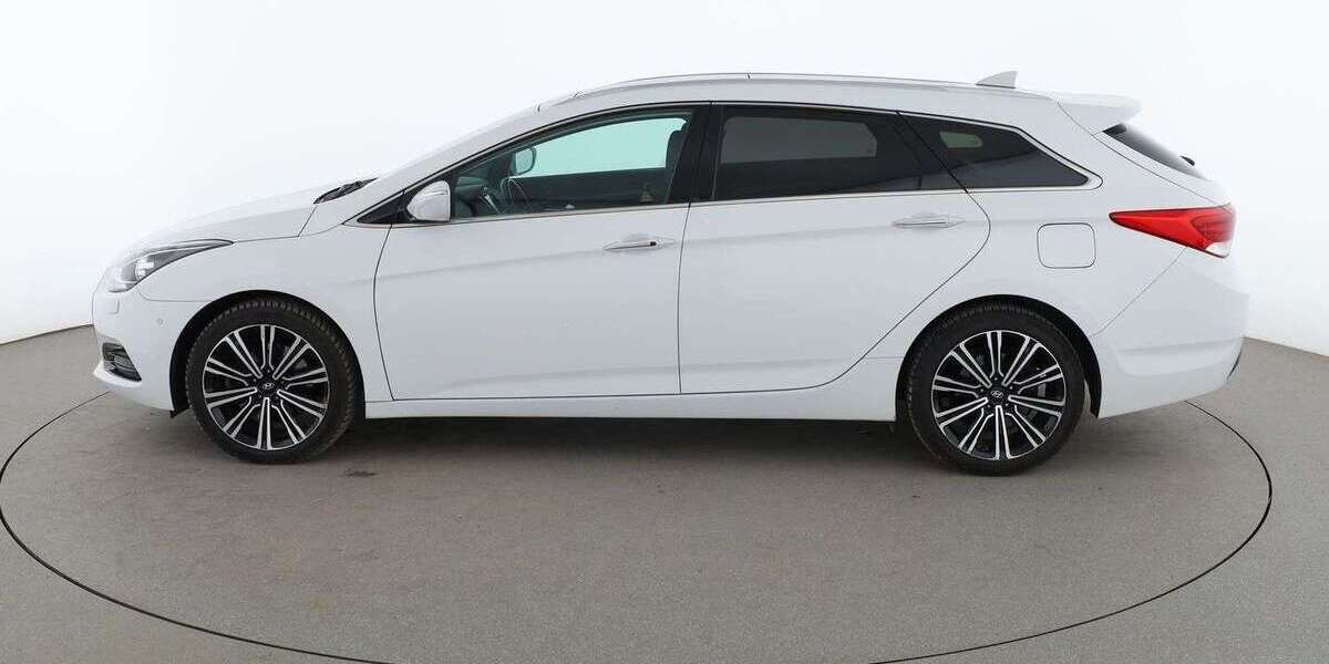Hyundai i40 89.169 km 15.220 &euro; Köln 50739