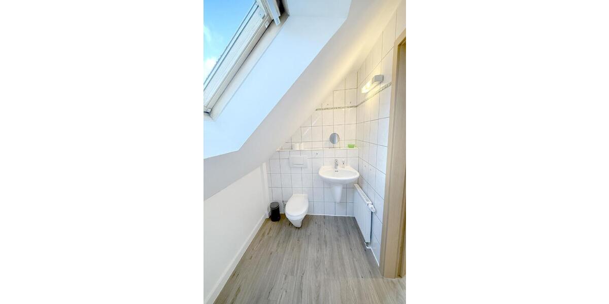 Reihenhaus Frechen - 5 Zimmer, 154 m&sup2;, 2.650&euro; | Angebot:26060513