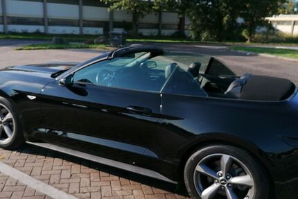 Ford Mustang 72.000 km 22.999 € Koeln 50968