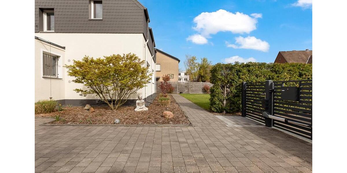 Einfamilienhaus Langenfeld (Rheinland) - 5 Zimmer, 150 m&sup2;, 2.500&euro; | Angebot:26099303