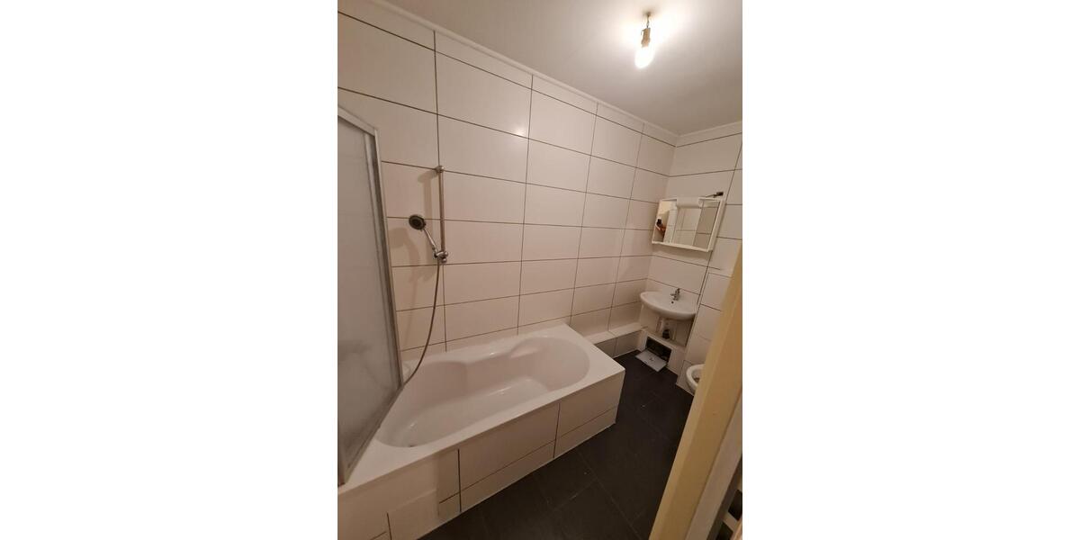 Erdgeschoßwohnung Bonn Hardtberg - 3 Zimmer, 84 m&sup2;, 195.000&euro; | Angebot:27251770