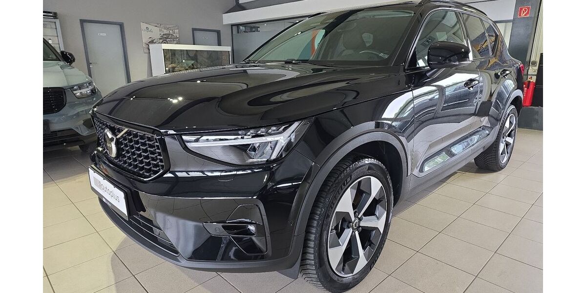 Volvo XC40 23.171 km 29.950 &euro; Bergheim 50126