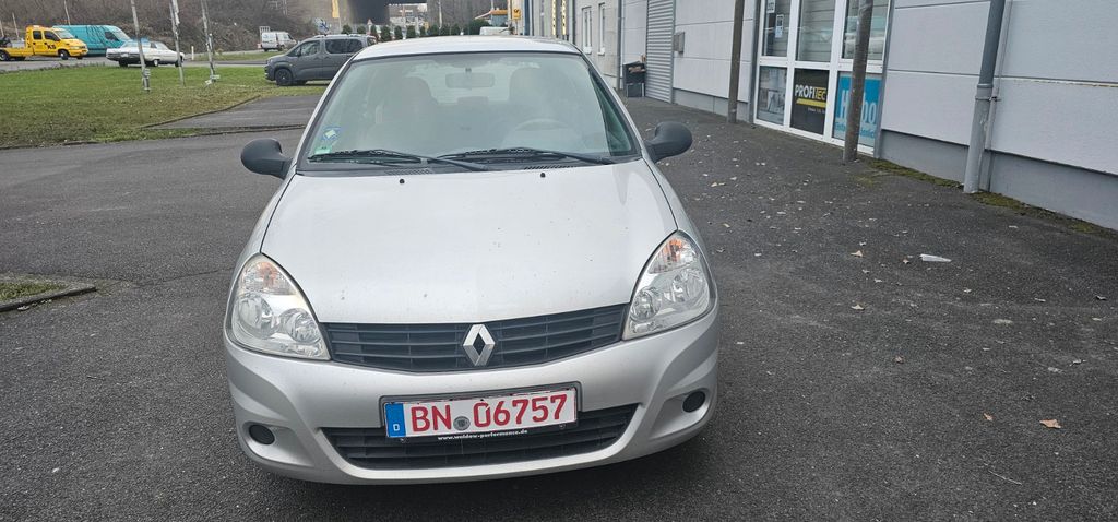 Renault Clio 152.000 km 2.199 &euro; Bonn 53227