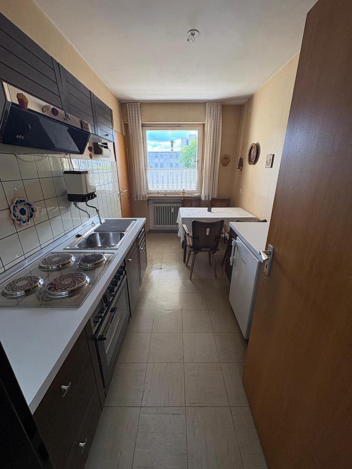 Schöne 3-Zimmer-Wohnung mit Keller und Loggia in Sindorf