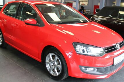 VW Polo 1.2 TSI Comfortline 64.075 km 8.980 € Euskirchen 53881