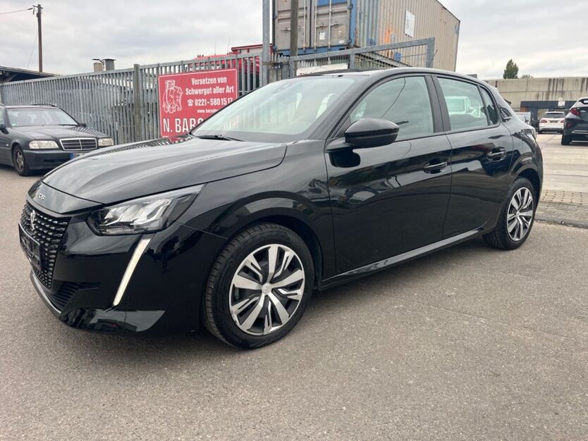 Peugeot 208 70.234 km 11.900 € Frechen 50226