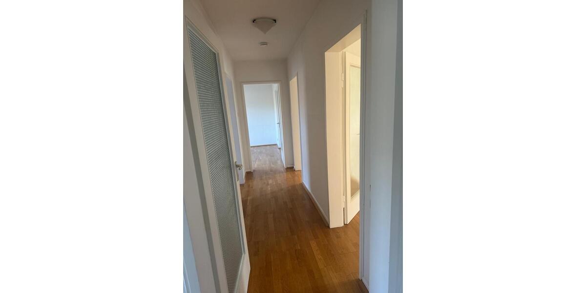 Etagenwohnung Bonn Auerberg - 3 Zimmer, 72 m&sup2;, 1.400&euro; | Angebot:26347754