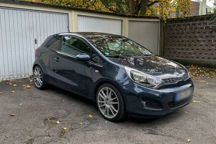 Kia Rio 196.000 km 4.000 € Köln 50968
