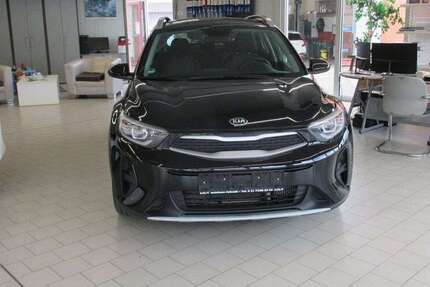 Kia Stonic 35.000 km 15.990 € Langenfeld 40764