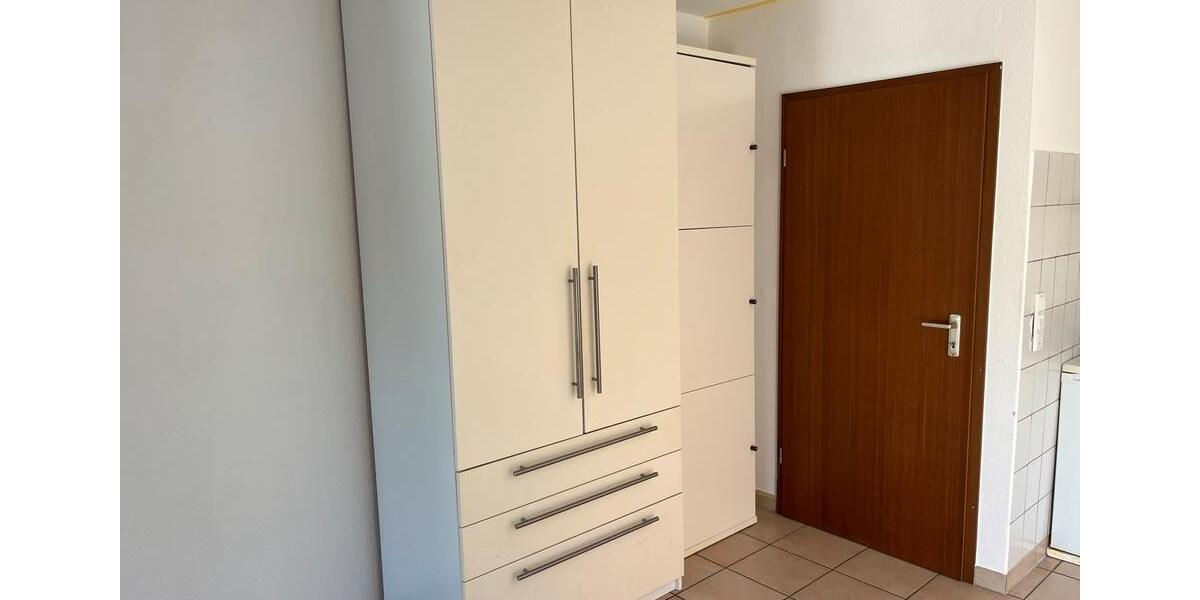 Etagenwohnung Wermelskirchen - 1 Zimmer, 38 m&sup2;, 420&euro; | Angebot:27545470