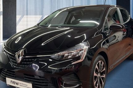 Renault Clio 5.477 km 14.940 &euro; Köln 50939