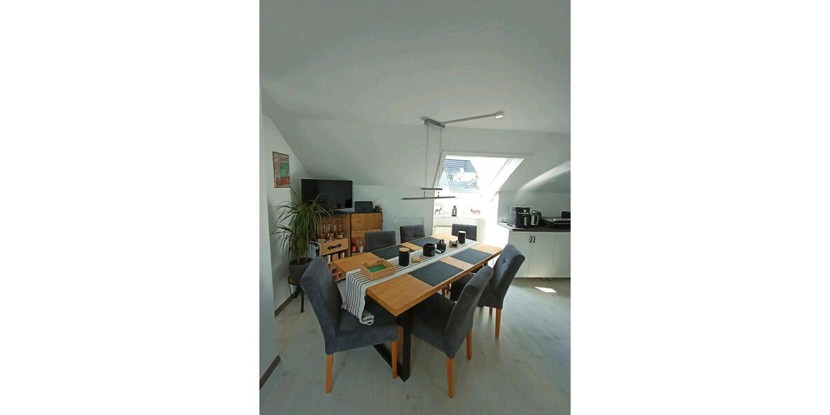 Dachgeschoßwohnung Kürten - 2 Zimmer, 76 m&sup2;, 885&euro; | Angebot:26326077