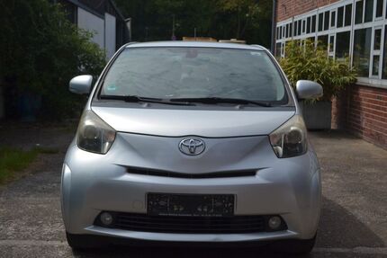 Toyota IQ 157.000 km 3.470 &euro; köln 50969