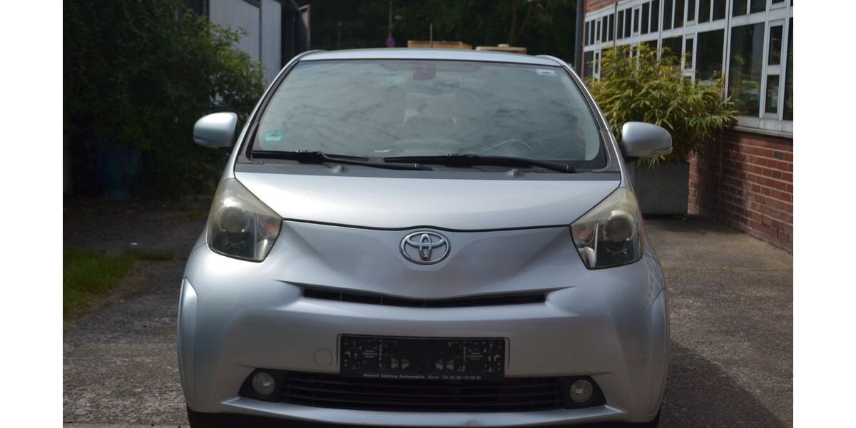 Toyota IQ 157.000 km 3.470 &euro; köln 50969