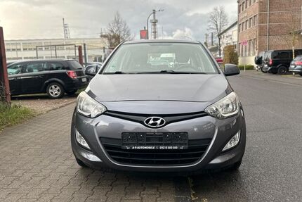 Hyundai i20 206.438 km 2.999 &euro; Wesseling 50389