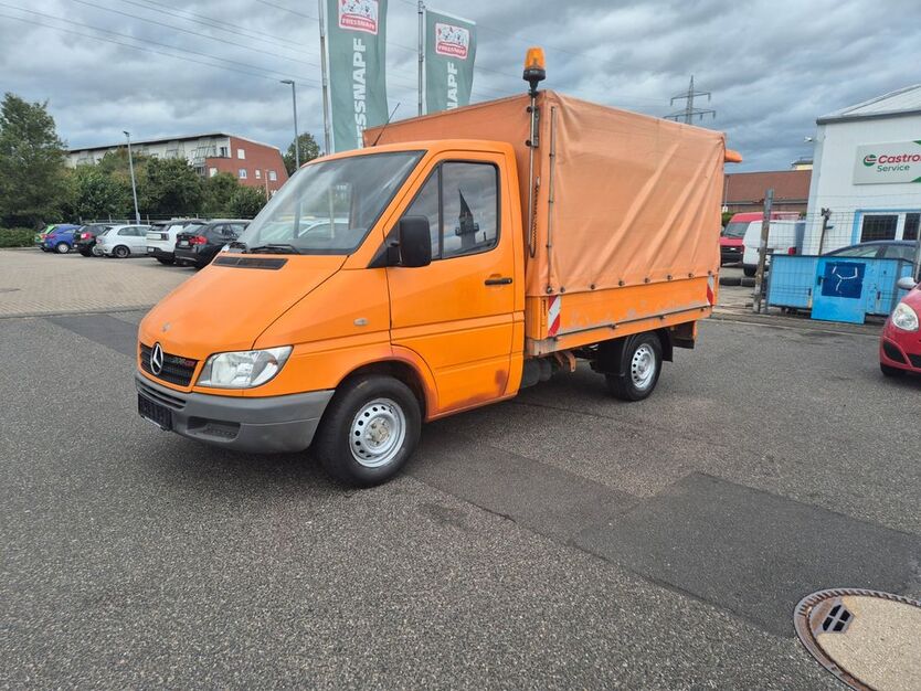 Mercedes-Benz Sprinter 297.000 km 4.950 € Grevenbroich 41515